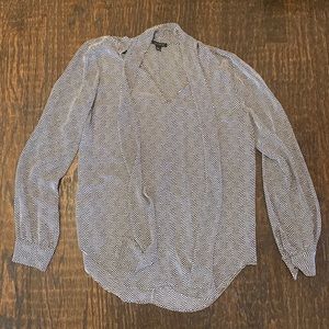 Ann Taylor white and black blouse